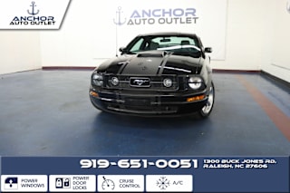 2008 Ford Mustang V6 Premium 1ZVHT80N385121623 2008 Ford Mustang V6 Premium