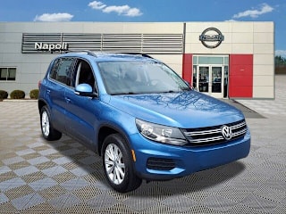 2017 Volkswagen Tiguan 2.0T Limited S 4Motion WVGBV7AXXHK045666 2017 Volkswagen Tiguan 2.0T Limited S 4Motion