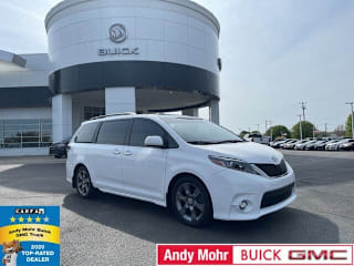 2017 Toyota Sienna SE 8-Passenger 5TDXZ3DC7HS862666 2017 Toyota Sienna SE 8-Passenger