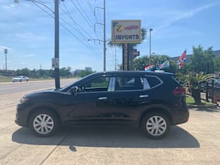2019 Nissan Rogue S JN8AT2MT6KW501264 2019 Nissan Rogue S