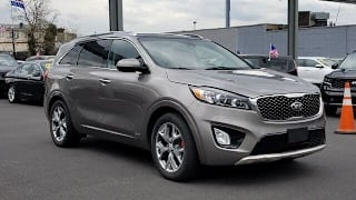 2018 Kia Sorento 5XYPKDA56JG424739 2018 Kia Sorento