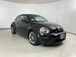 2018 Volkswagen Beetle 2.0T S 3VWFD7AT1JM713372 2018 Volkswagen Beetle 2.0T S