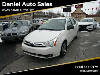 2011 Ford Focus 1FAHP3FN8BW199596 2011 Ford Focus