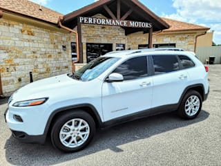 2018 Jeep Cherokee Latitude Plus 1C4PJLLBXJD605955 2018 Jeep Cherokee Latitude Plus