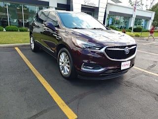 2018 Buick Enclave Essence 5GAEVAKW4JJ161866 2018 Buick Enclave Essence