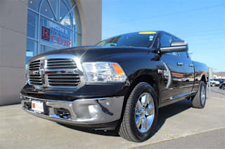 2017 Ram Pickup 1500 1C6RR7GT9HS757055 2017 Ram Pickup 1500