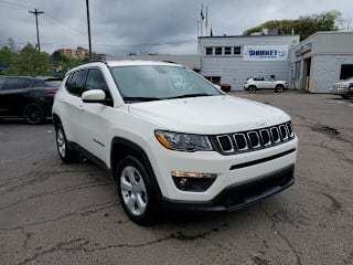 2018 Jeep Compass Latitude 3C4NJDBB3JT422860 2018 Jeep Compass Latitude