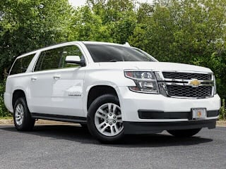 2019 Chevrolet Suburban LT 1500 1GNSCHKC3KR160529 2019 Chevrolet Suburban LT 1500