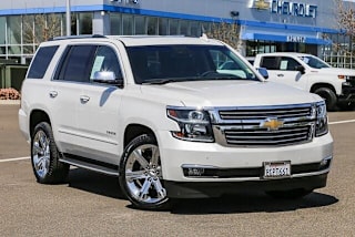 2018 Chevrolet Tahoe 1GNSKCKC2JR234334 2018 Chevrolet Tahoe