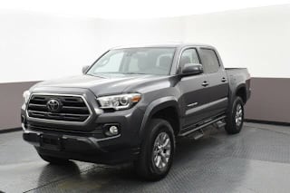 2018 Toyota Tacoma SR5 V6 5TFCZ5ANXJX165055 2018 Toyota Tacoma SR5 V6