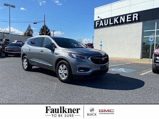 2018 Buick Enclave Essence 5GAEVAKW5JJ273561 2018 Buick Enclave Essence