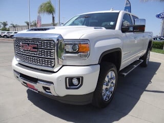 2018 GMC Sierra 2500HD Denali 1GT12UEY6JF194519 2018 GMC Sierra 2500HD Denali