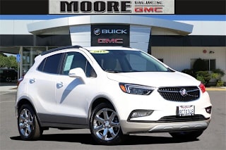 2018 Buick Encore Premium KL4CJDSB1JB584909 2018 Buick Encore Premium