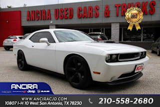 2014 Dodge Challenger R/T 2C3CDYBT2EH281717 2014 Dodge Challenger R/T