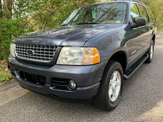 2005 Ford Explorer 1FMZU63K45UB10220 2005 Ford Explorer