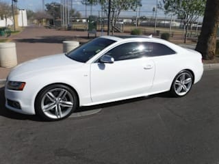 2010 Audi S5 4.2 quattro Premium Plus WAUCVAFR1AA077432 2010 Audi S5 4.2 quattro Premium Plus