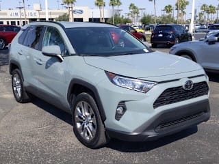 2019 Toyota RAV4 XLE Premium 2T3A1RFV9KC055300 2019 Toyota RAV4 XLE Premium