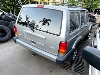 2001 Jeep Cherokee Sport 1J4FT48S61L622451 2001 Jeep Cherokee Sport