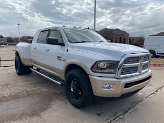 2015 Ram Pickup 3500 3C63RPNL4FG555561 2015 Ram Pickup 3500