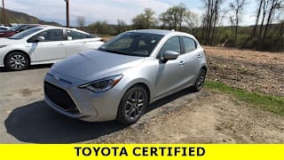 2020 Toyota Yaris XLE 3MYDLBJV2LY705702 2020 Toyota Yaris XLE