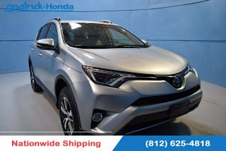 2018 Toyota RAV4 XLE JTMRFREV9JJ192318 2018 Toyota RAV4 XLE