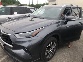 2021 Toyota Highlander Hybrid XLE 5TDGBRCH3MS517844 2021 Toyota Highlander Hybrid XLE