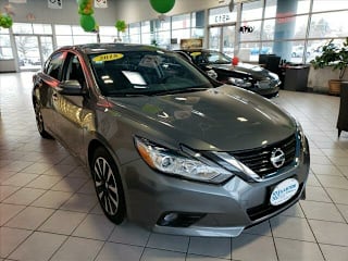 2018 Nissan Altima 1N4AL3AP2JC144051 2018 Nissan Altima