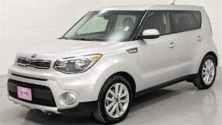 2018 Kia Soul + KNDJP3A54J7612545 2018 Kia Soul +