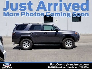 2017 Toyota 4Runner SR5 JTEBU5JR1H5444246 2017 Toyota 4Runner SR5