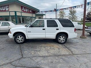 2000 Oldsmobile Bravada Base 1GHDT13W8Y2277939 2000 Oldsmobile Bravada Base