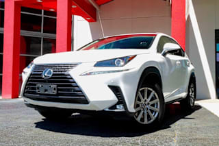 2018 Lexus NX 300 Base JTJYARBZ1J2103219 2018 Lexus NX 300 Base