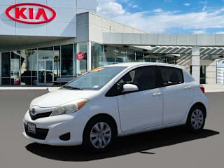 2013 Toyota Yaris 5-Door L JTDKTUD36DD545422 2013 Toyota Yaris 5-Door L