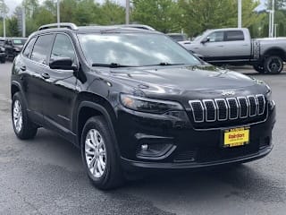 2019 Jeep Cherokee Latitude 1C4PJMCB2KD307004 2019 Jeep Cherokee Latitude