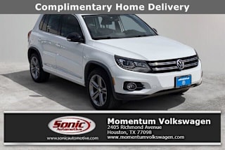 2017 Volkswagen Tiguan WVGTV7AX1HK030655 2017 Volkswagen Tiguan