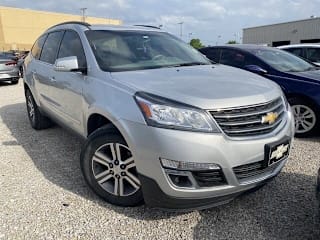 2017 Chevrolet Traverse LT 1GNKRHKD1HJ295863 2017 Chevrolet Traverse LT