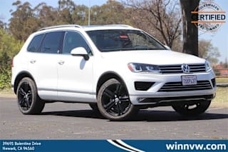 2017 Volkswagen Touareg WVGRF7BP7HD003860 2017 Volkswagen Touareg