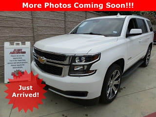 2017 Chevrolet Tahoe LT 1GNSCBKC0HR189556 2017 Chevrolet Tahoe LT
