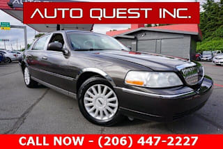 2005 Lincoln Town Car Signature 1LNHM81W55Y622297 2005 Lincoln Town Car Signature