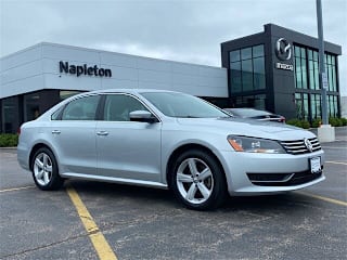 2013 Volkswagen Passat SE 1VWBH7A32DC133749 2013 Volkswagen Passat SE