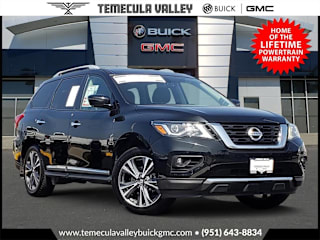 2018 Nissan Pathfinder Platinum 5N1DR2MN8JC631583 2018 Nissan Pathfinder Platinum