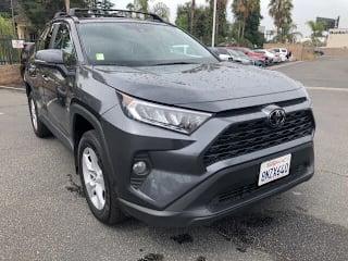 2020 Toyota RAV4 XLE 2T3W1RFV0LC044225 2020 Toyota RAV4 XLE