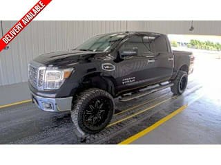 2017 Nissan Titan Platinum Reserve 1N6AA1E68HN546223 2017 Nissan Titan Platinum Reserve
