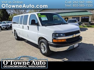 2016 Chevrolet Express Passenger LT 3500 1GAZGPFG0G1318164 2016 Chevrolet Express Passenger LT 3500