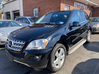 2011 Mercedes-Benz M-Class ML 350 4MATIC 4JGBB8GB5BA738586 2011 Mercedes-Benz M-Class ML 350 4MATIC