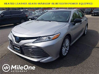2018 Toyota Camry Hybrid XLE 4T1B21HKXJU502597 2018 Toyota Camry Hybrid XLE