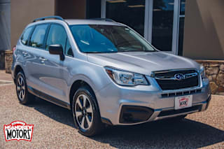 2017 Subaru Forester 2.5i JF2SJABC5HH573445 2017 Subaru Forester 2.5i