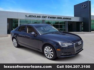 2017 Audi A4 2.0T Premium WAUGNAF43HN019301 2017 Audi A4 2.0T Premium