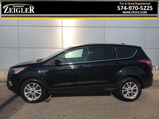 2017 Ford Escape SE 1FMCU0G9XHUB05473 2017 Ford Escape SE