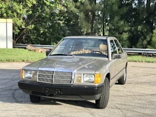 1985 Mercedes-Benz 190-Class WDBDB22C2FF056993 1985 Mercedes-Benz 190-Class
