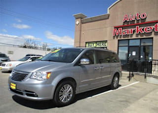 2014 Chrysler Town and Country 2C4RC1CG8ER113110 2014 Chrysler Town and Country